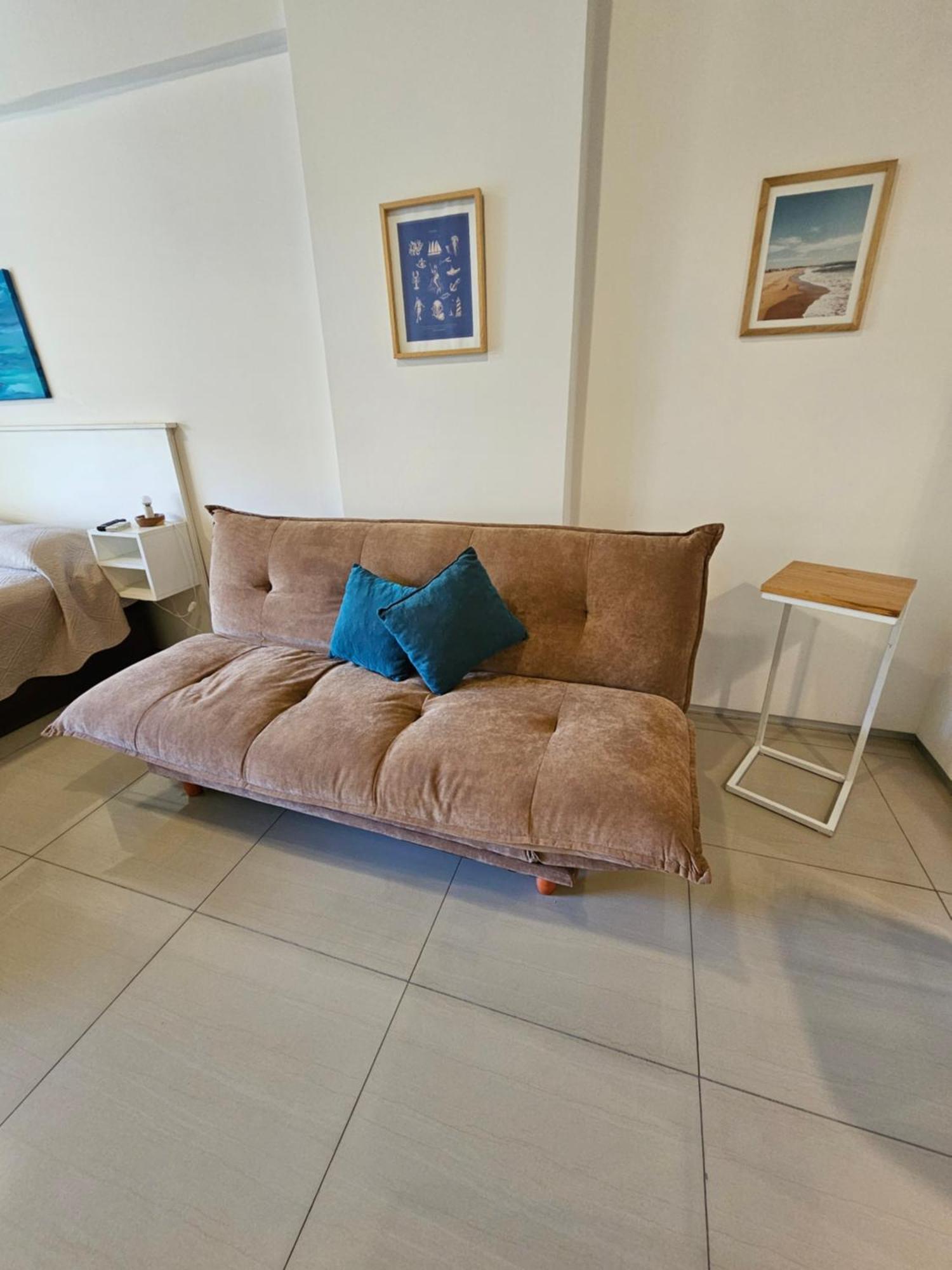 Monoambiente Super Amplio Y Comodo, Ideal Para Explorar La Ciudad Buenos Aires Eksteriør bilde